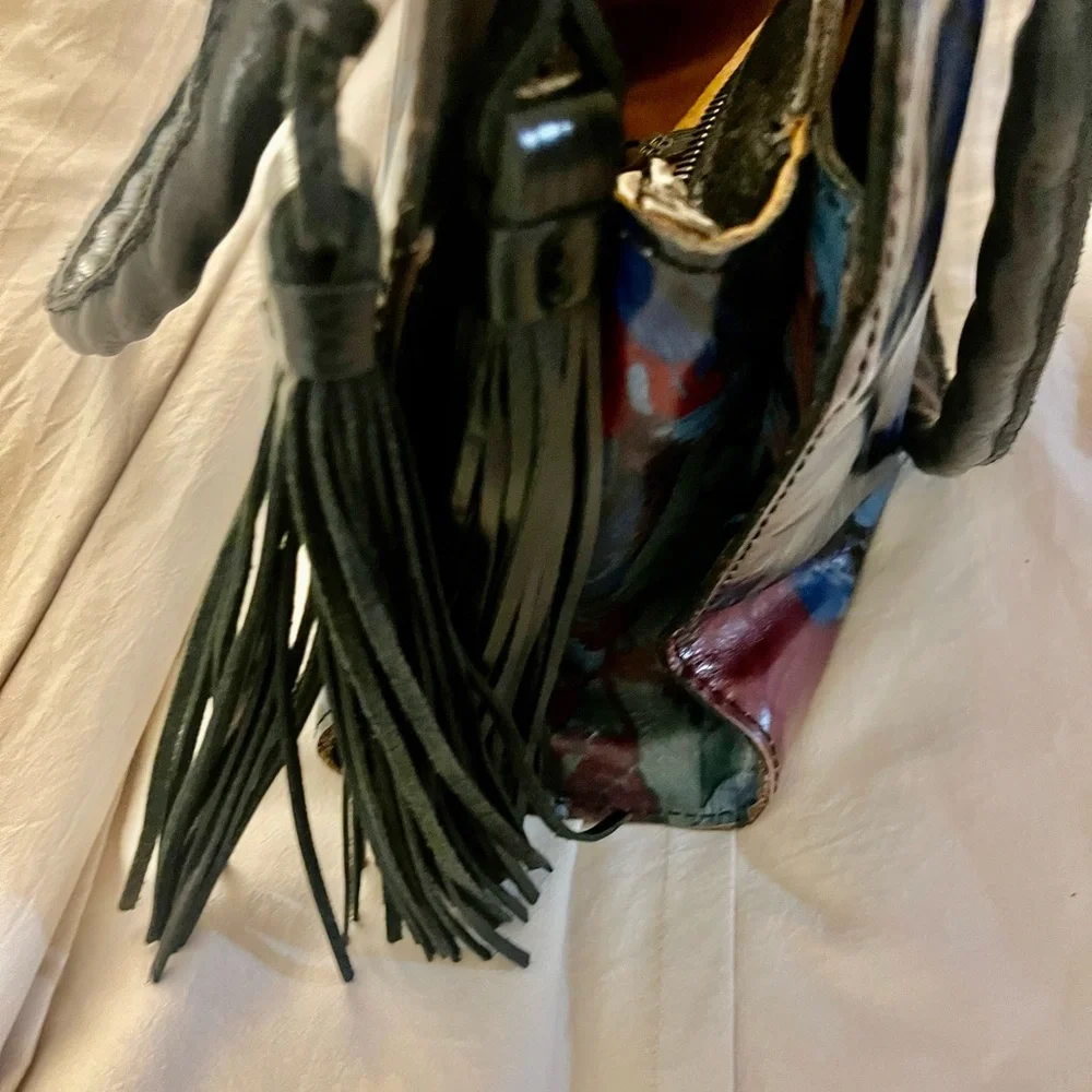 Patricia Nash Multicolor Floral Shoulder Bag NWOT has bag - Picture 9 of 14